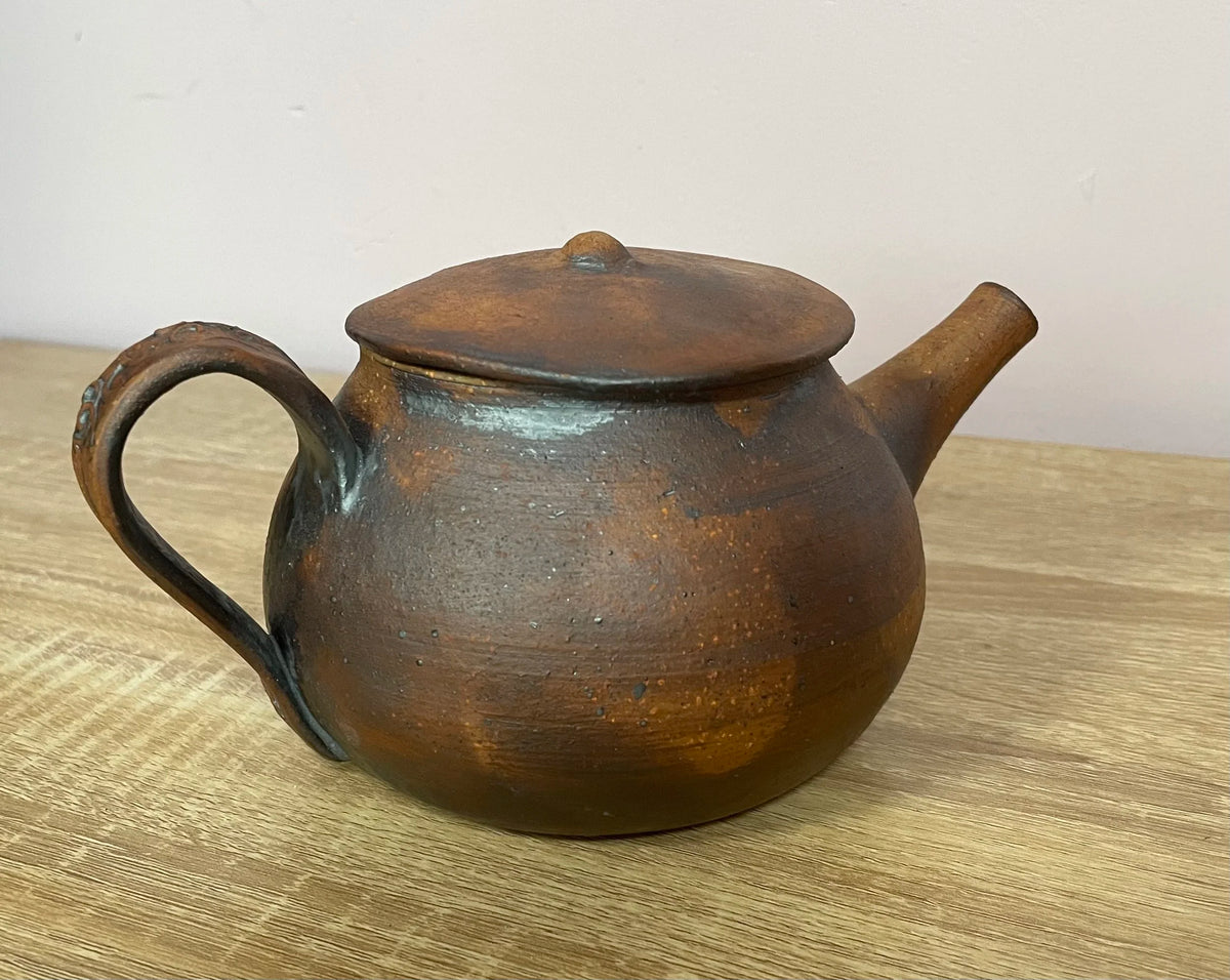 Tara Joshi | Iron Teapot, 2021